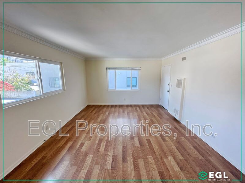 722 S. Wilton Pl.