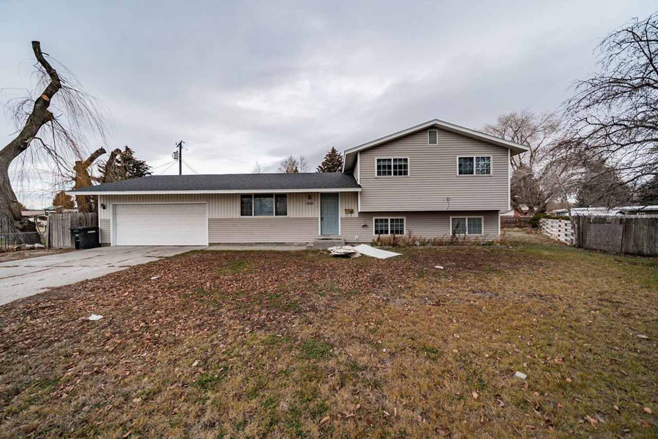 Spacious and recently updated, this 6-bedroom, 3-bathroom home in Ammon
