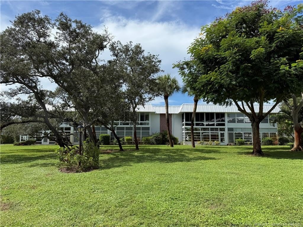 2929 SE Ocean Boulevard unit: 8