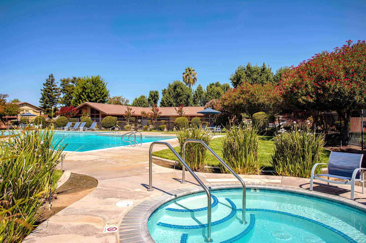 Stonebridge Apartments