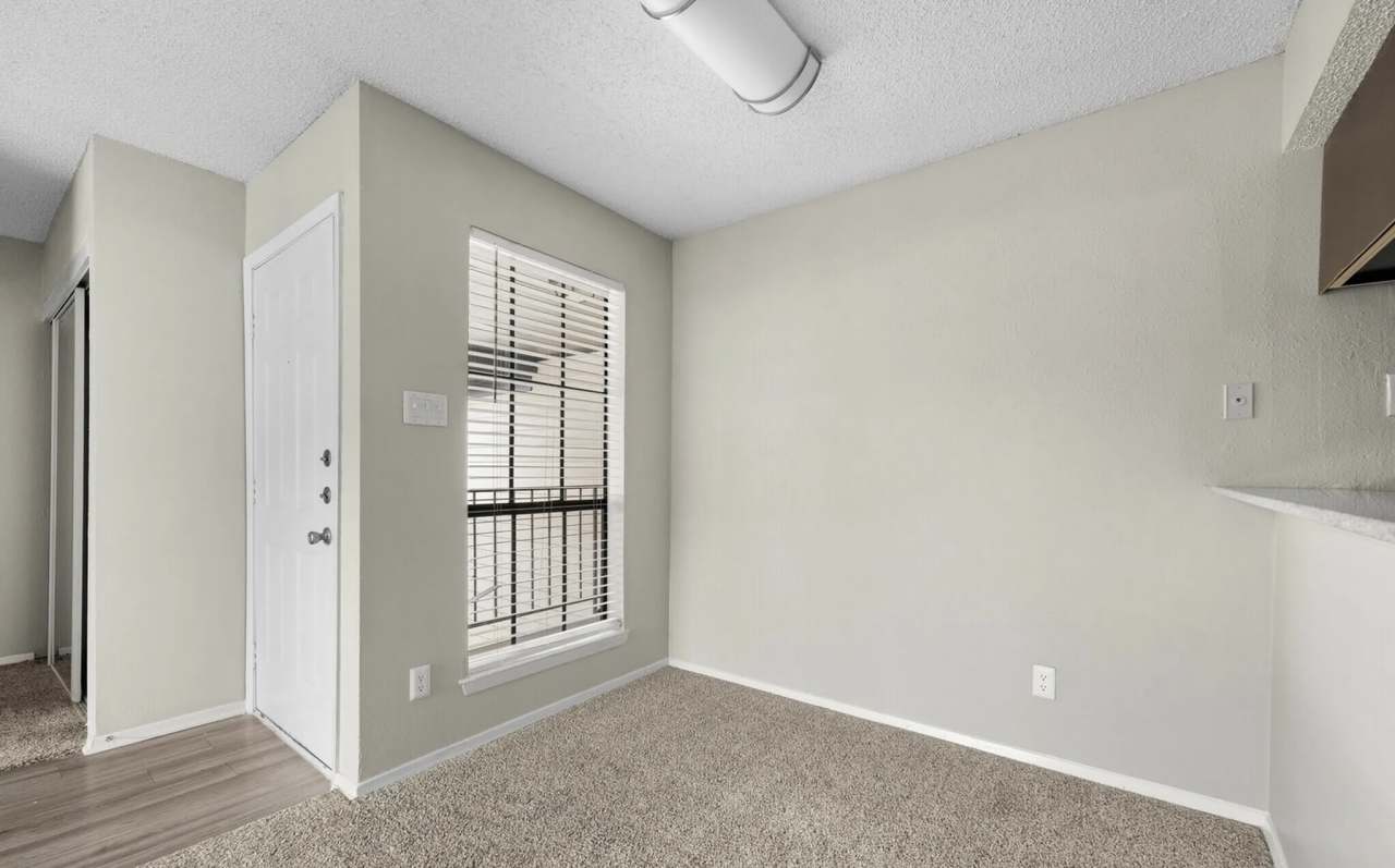 College Park Apartments