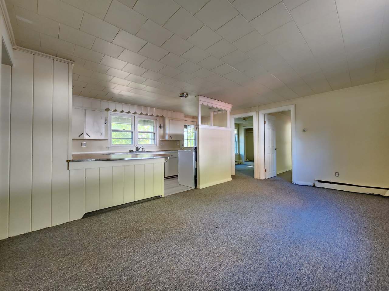 518 Essex Street - 3