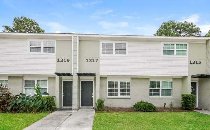 1317 Mathis Ferry Road