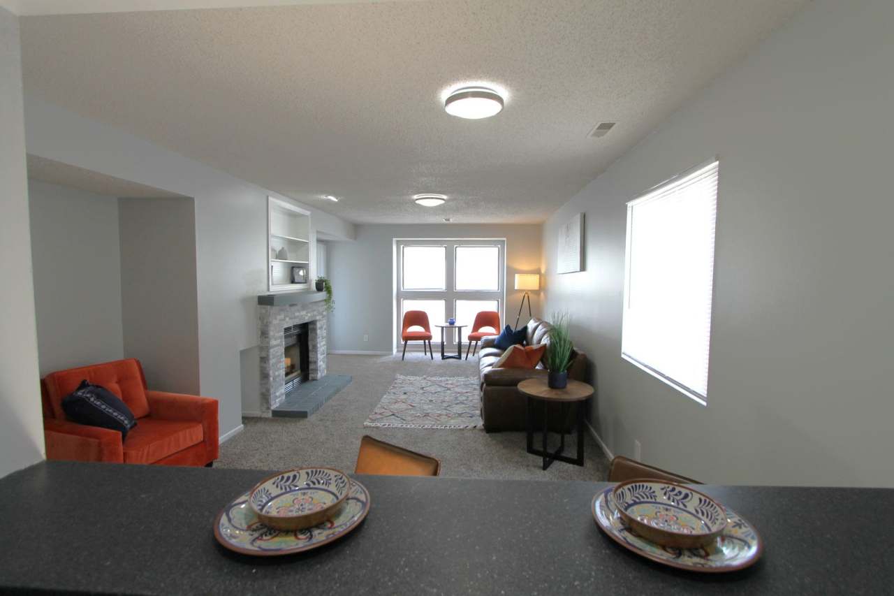 Large one bedroom with amazing vaulted ceilings and a balcony! Check us out today!