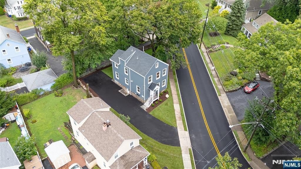 43 Franklin Avenue 2