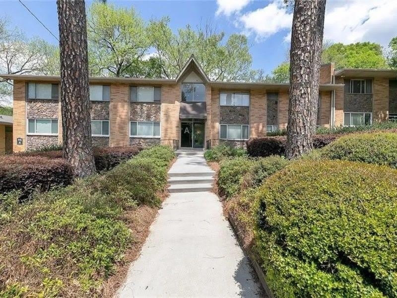 115 Biscayne Drive NW unit: B1