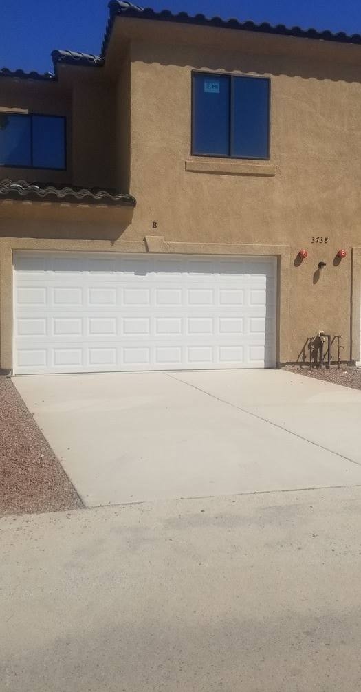 Luxury El Dorado Townhome for Rent