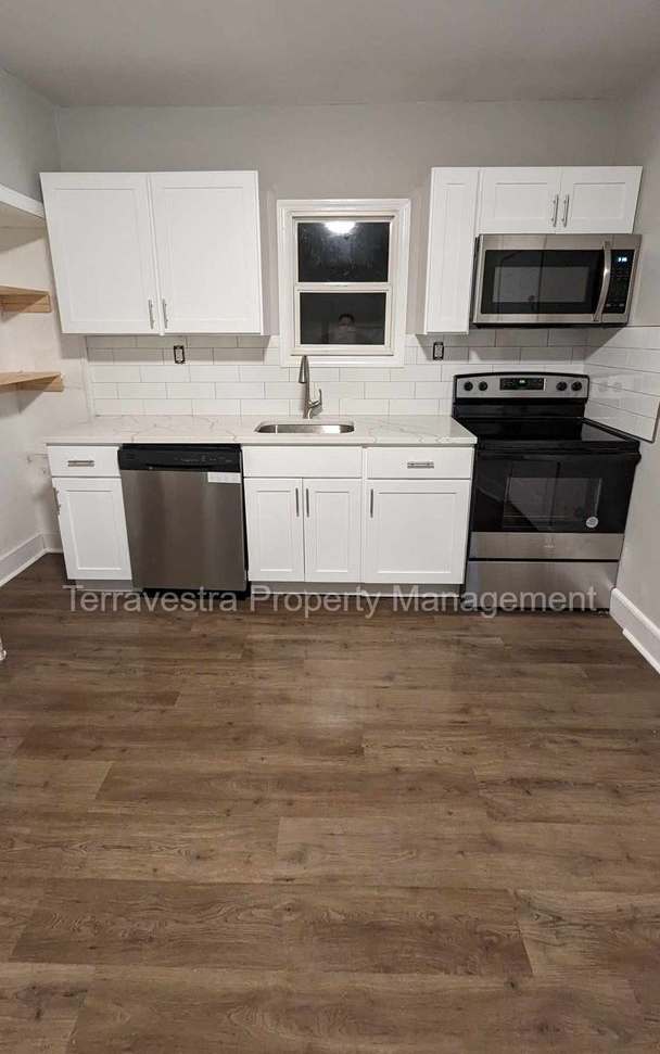 3 Bed with a bonus finished attic in Millville! Eligible for $500 Security Deposit.