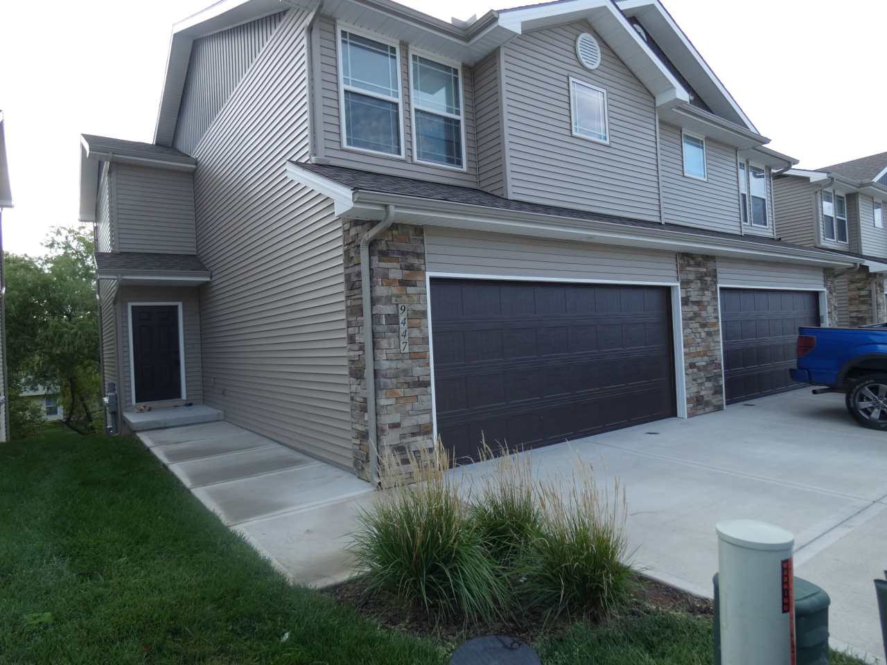 9447 N. Baltimore Ave.