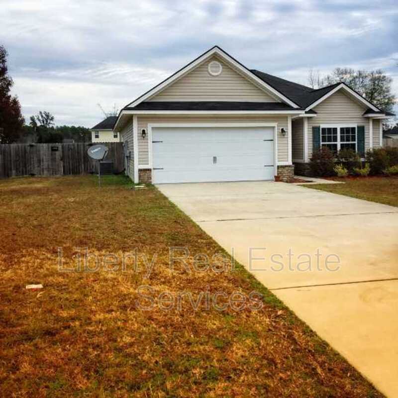 203 Cumberland Dr NE