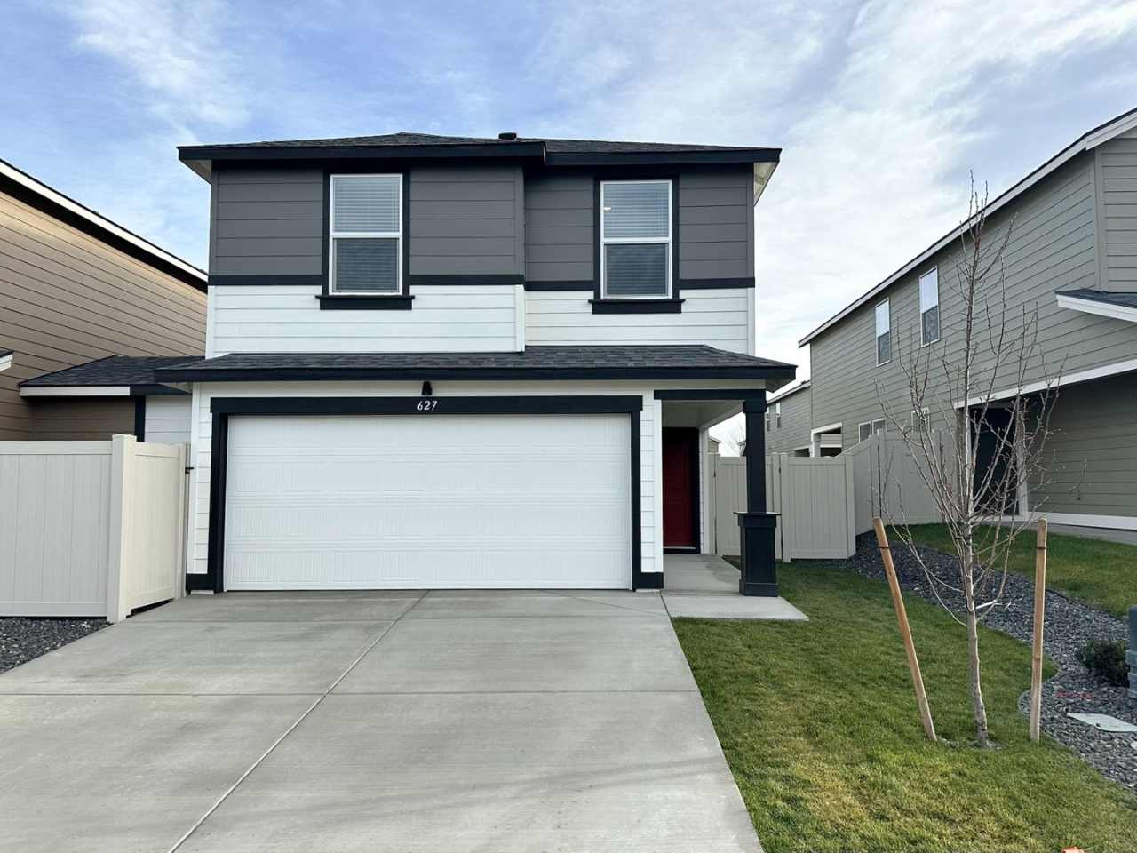 Brand new Kennewick home for lease!