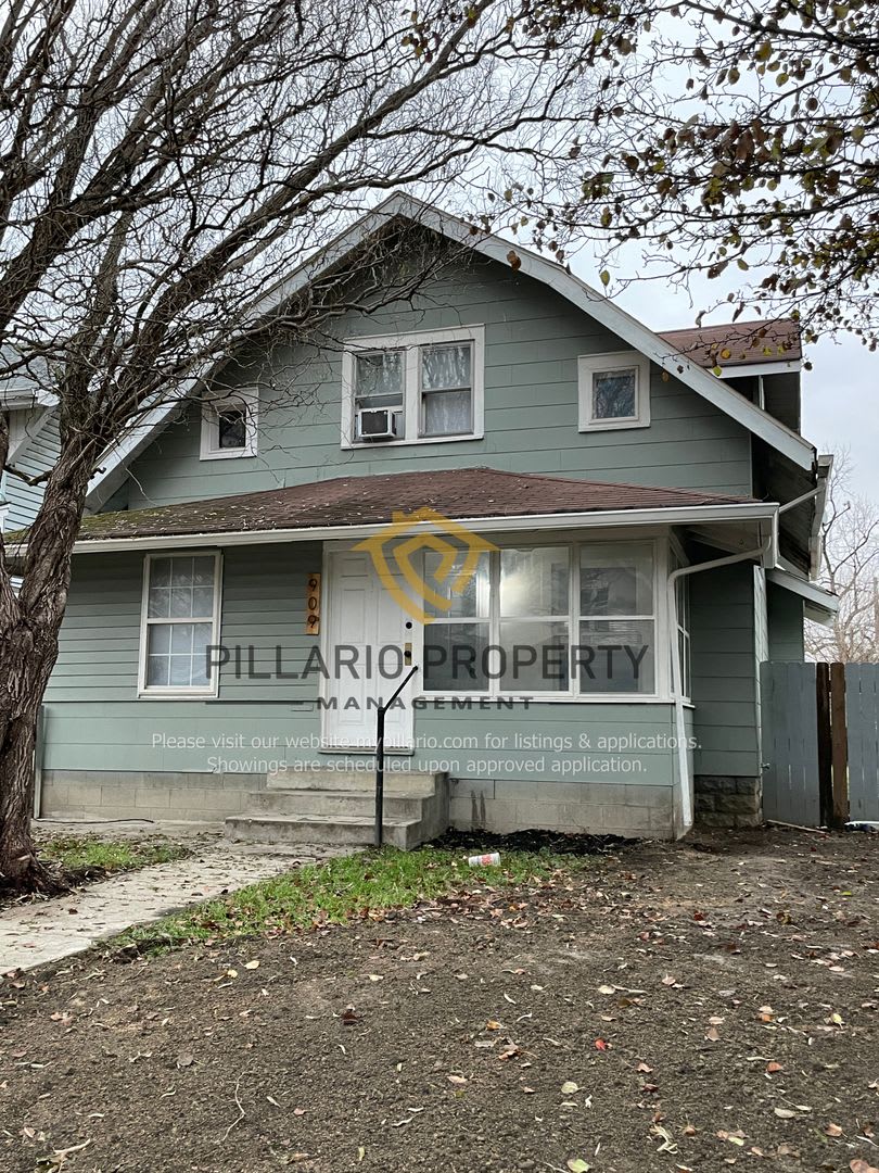 Newly Renovated, 3 Bedroom, 2 Bathroom Home Available NOW!