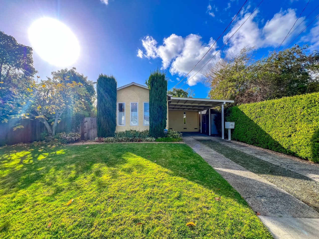 Renovated Two Bedroom Napa House
