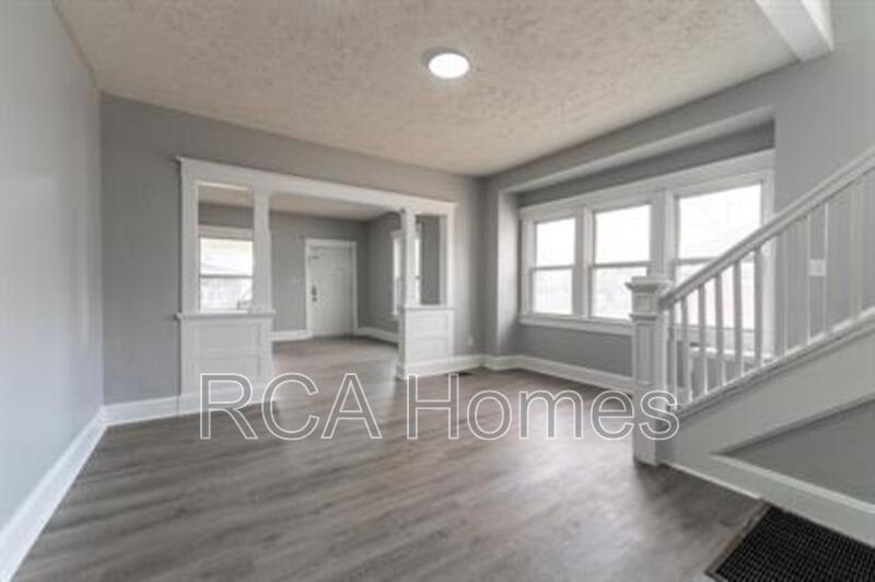 1037 North Parker Avenue - 1037