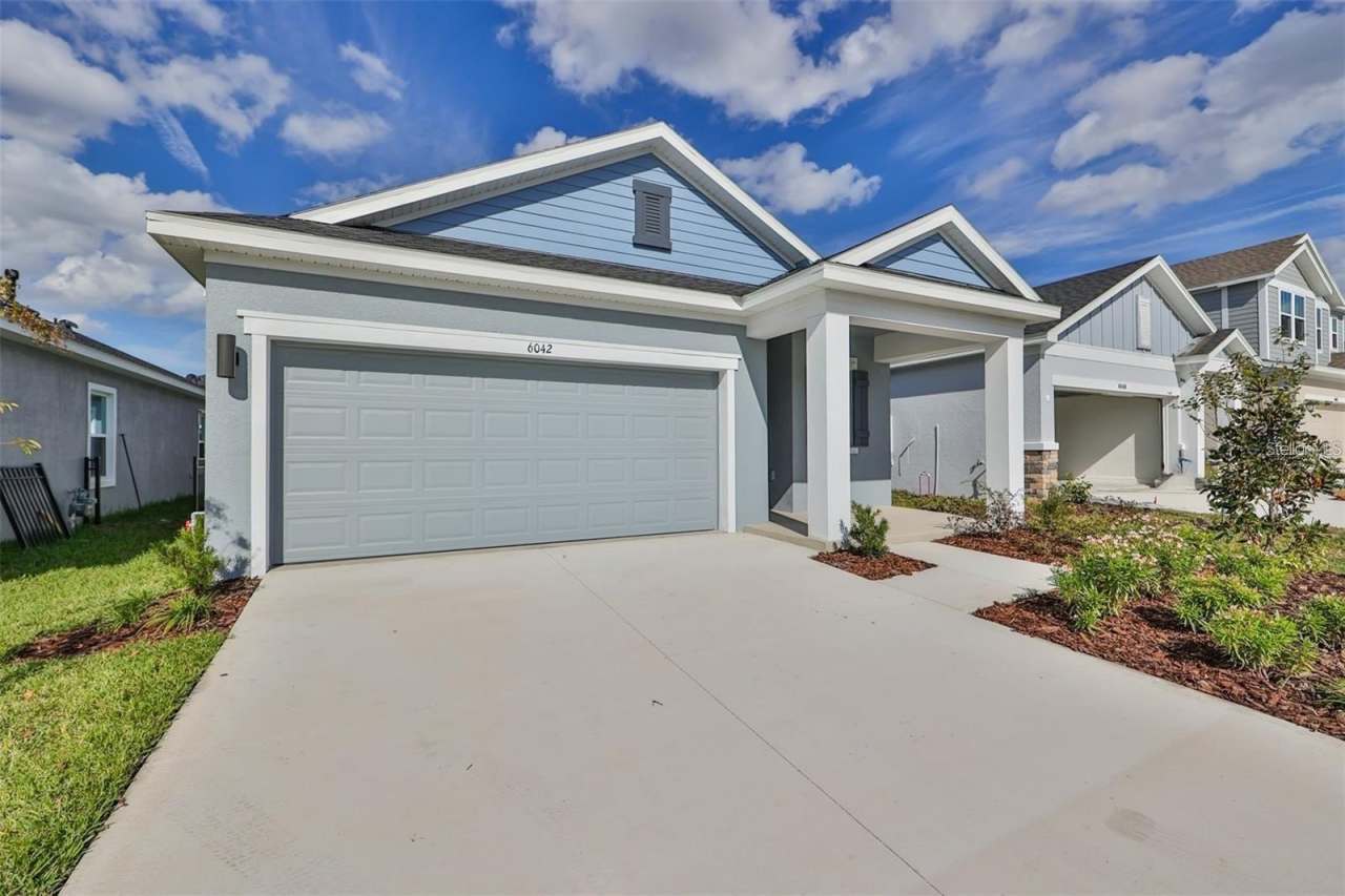 6042 GOLDEN NETTLE DRIVE