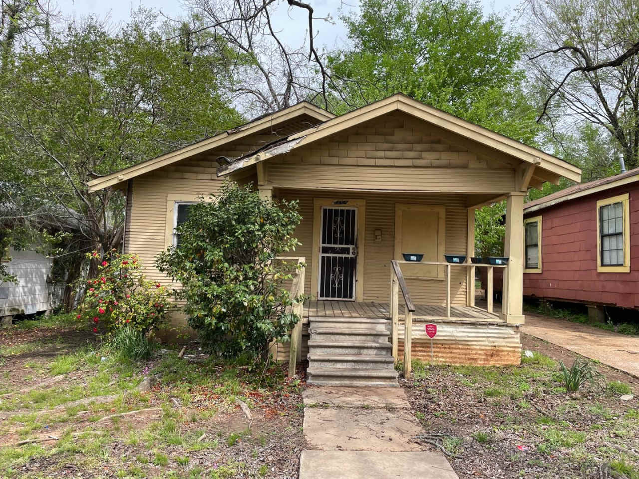 2 Bedroom Home in Queensborough