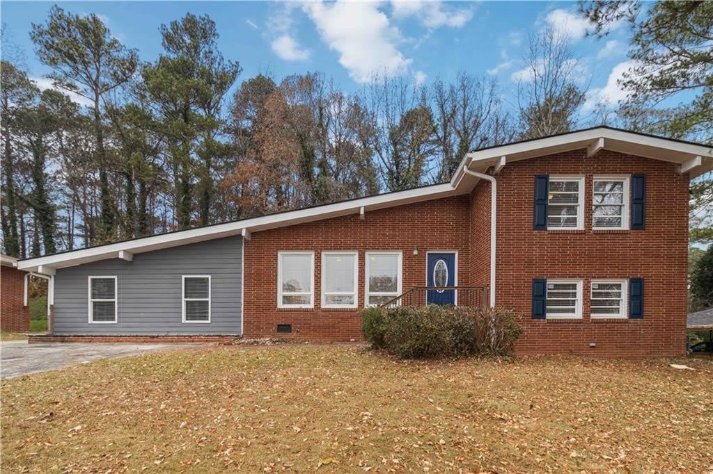 3035 Mclendon Circle NW