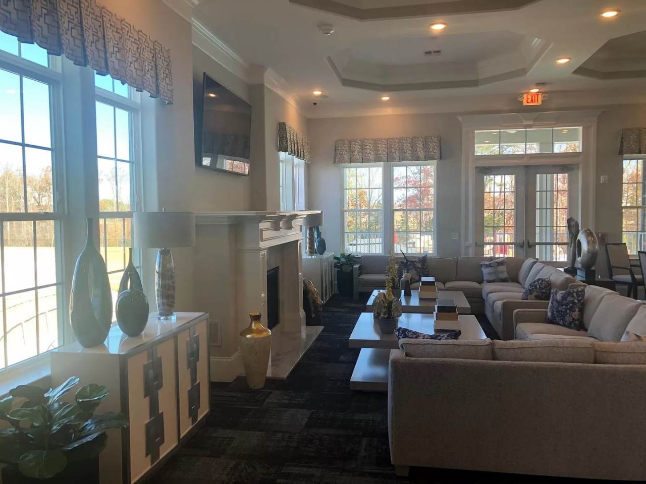 Room in 4 Bedroom Home at Kasota Ln