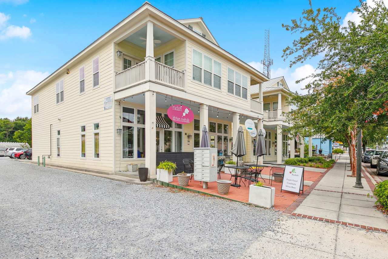 Luxury Downtown Apartments in Long Beach - PRIVATE BALCONY!!