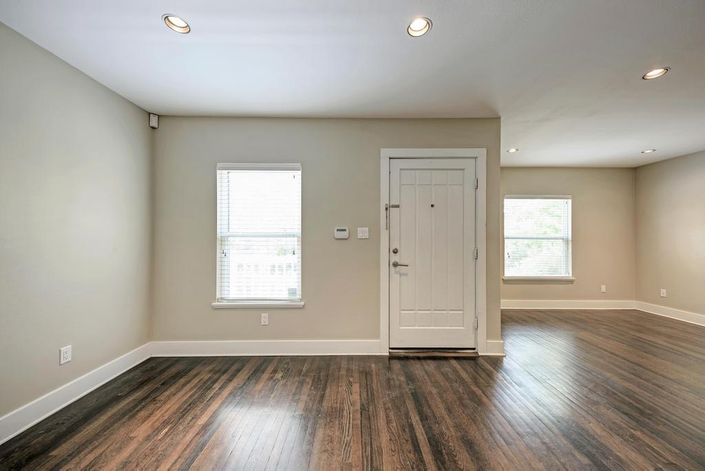 1014 East 14th Street