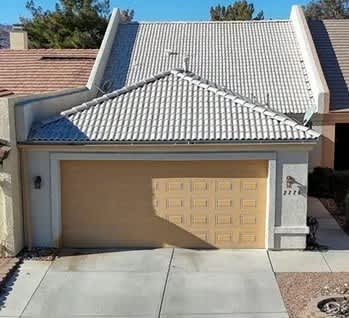 2775 Country Club Drive