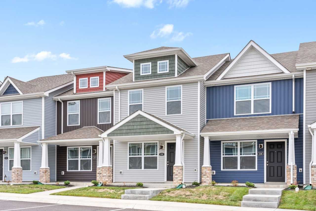 2 Bedroom Condo For Rent Near Madison Street!