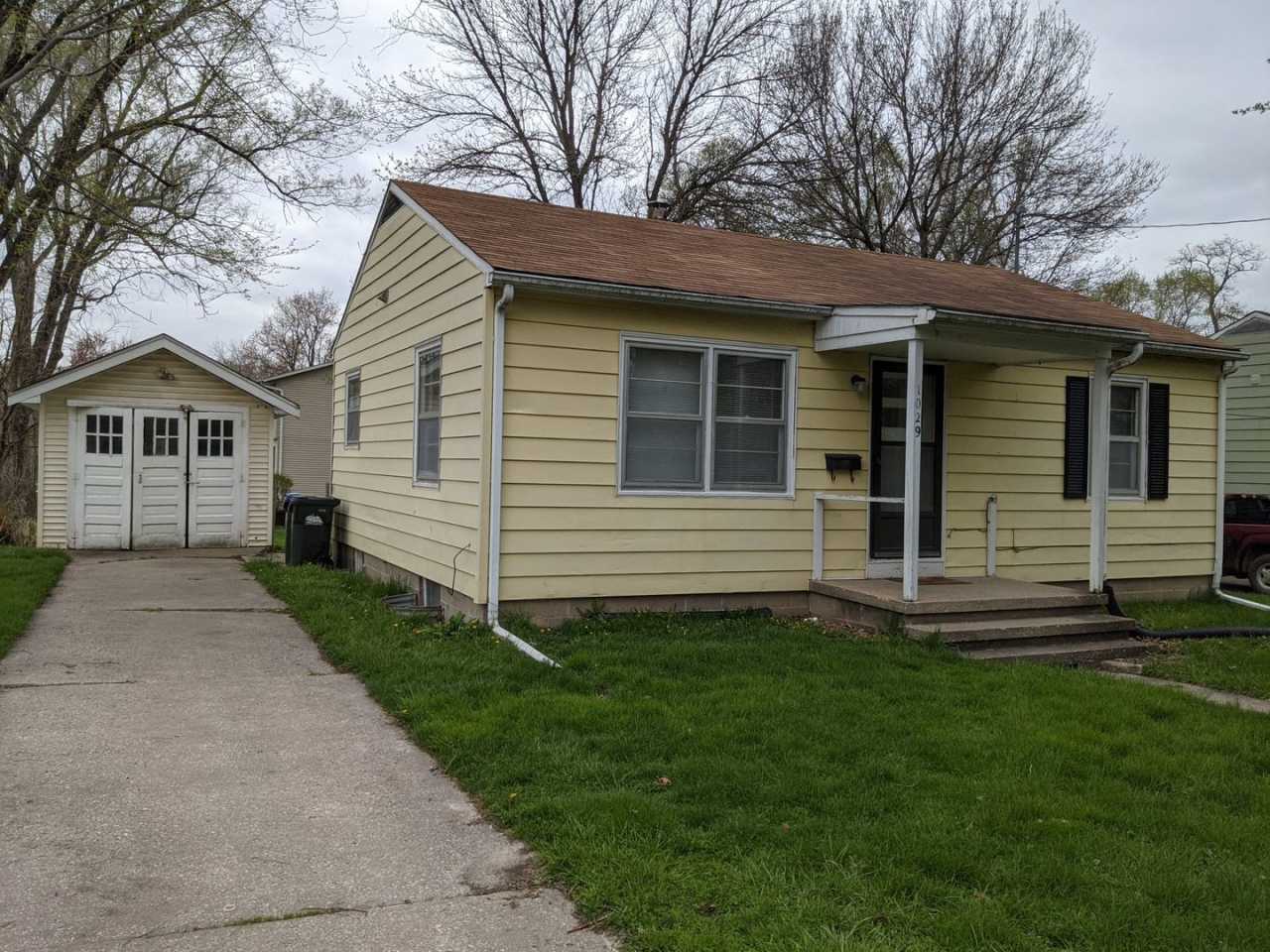 Available August 2026! 2 bedroom, 1 bath single-family home on corner lot