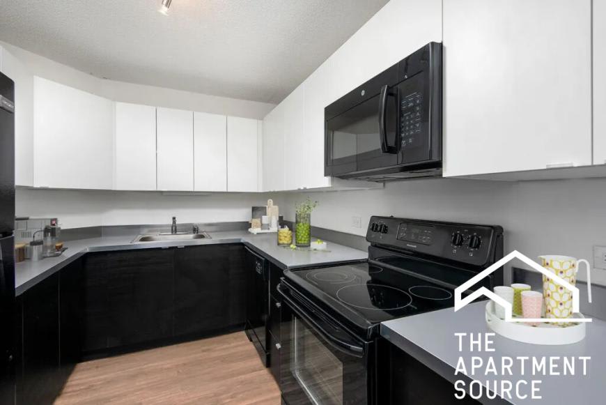 1120 North La Salle Dr.