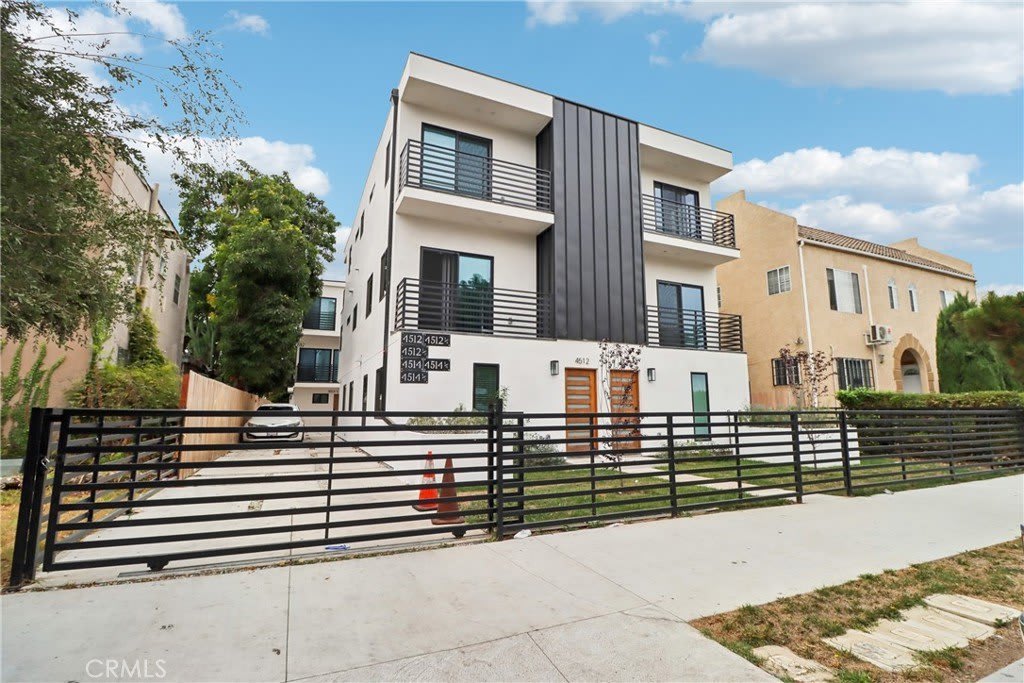 4514 St Elmo Drive
