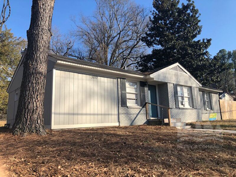 3082 Overton Crossing St