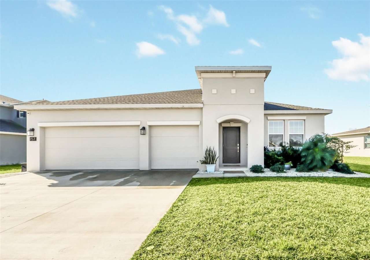 157 PINEYWOODS STREET