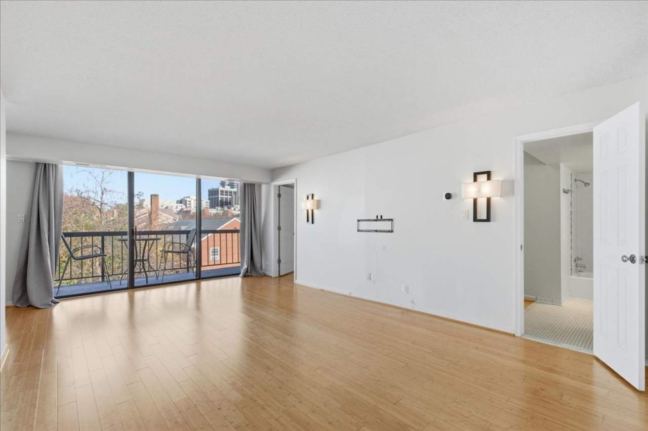 1401 N Rhodes St Unit #503