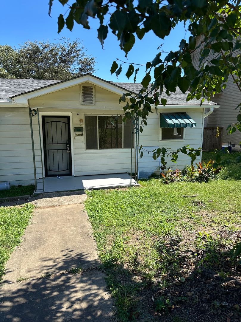 3 Bedroom and 2 Bathroom home.