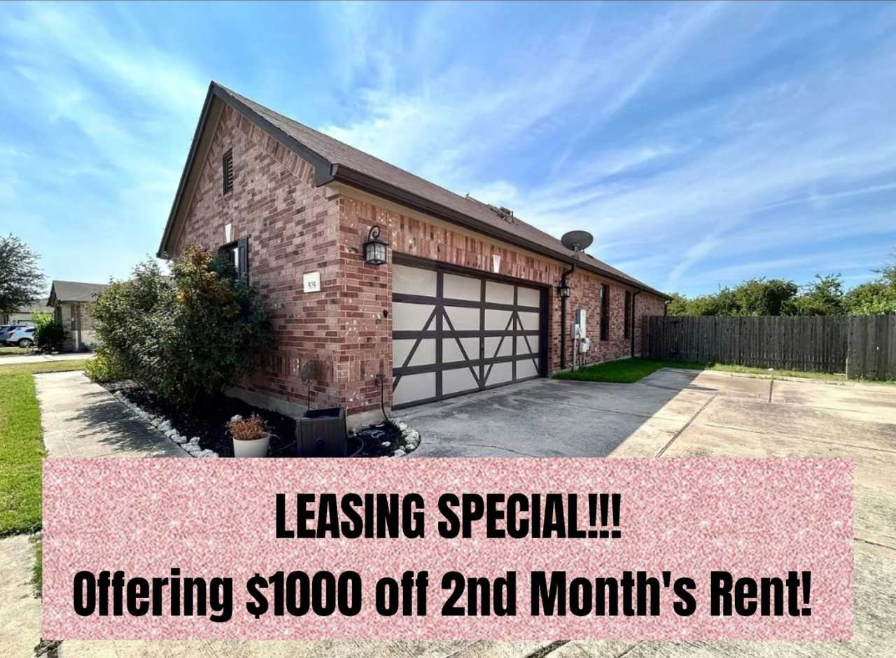 LEASING SPECIAL- $1000 OFF 2ND MONTH'S RENT