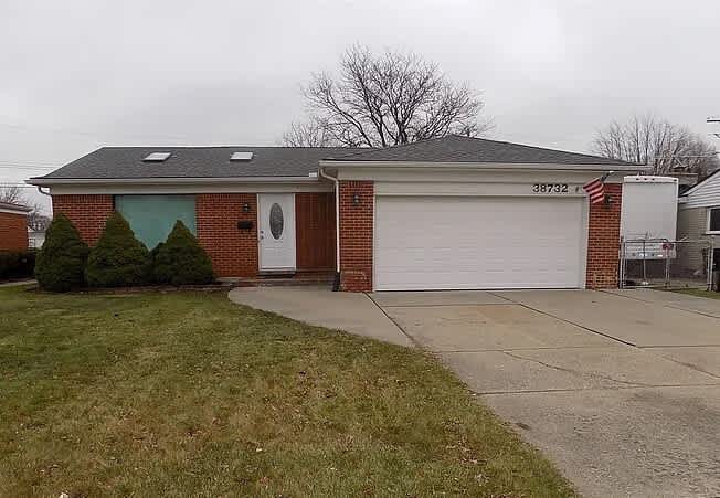 38732 Monterey Drive