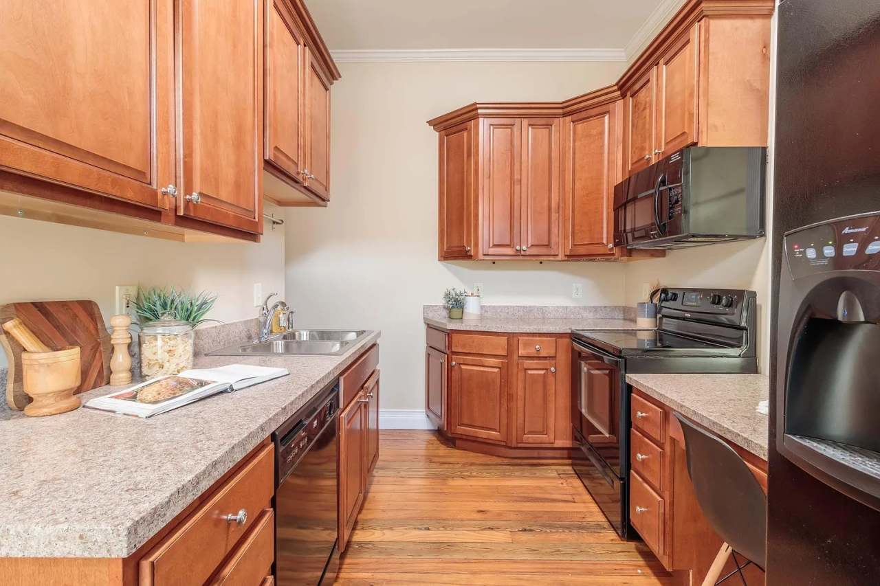 117 East Livingston Avenue