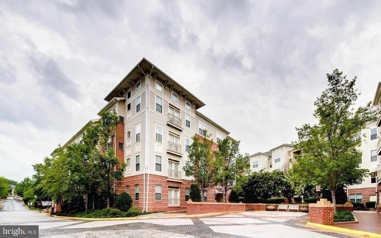 9480 VIRGINIA CENTER Boulevard unit: 420