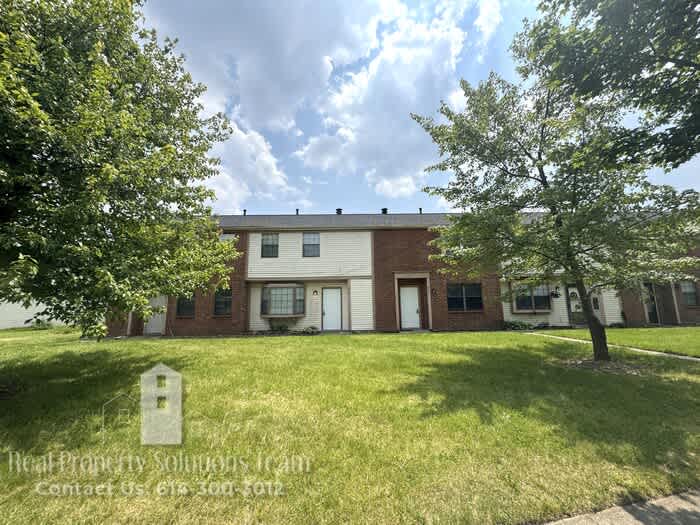 975 Cross Country Drive West