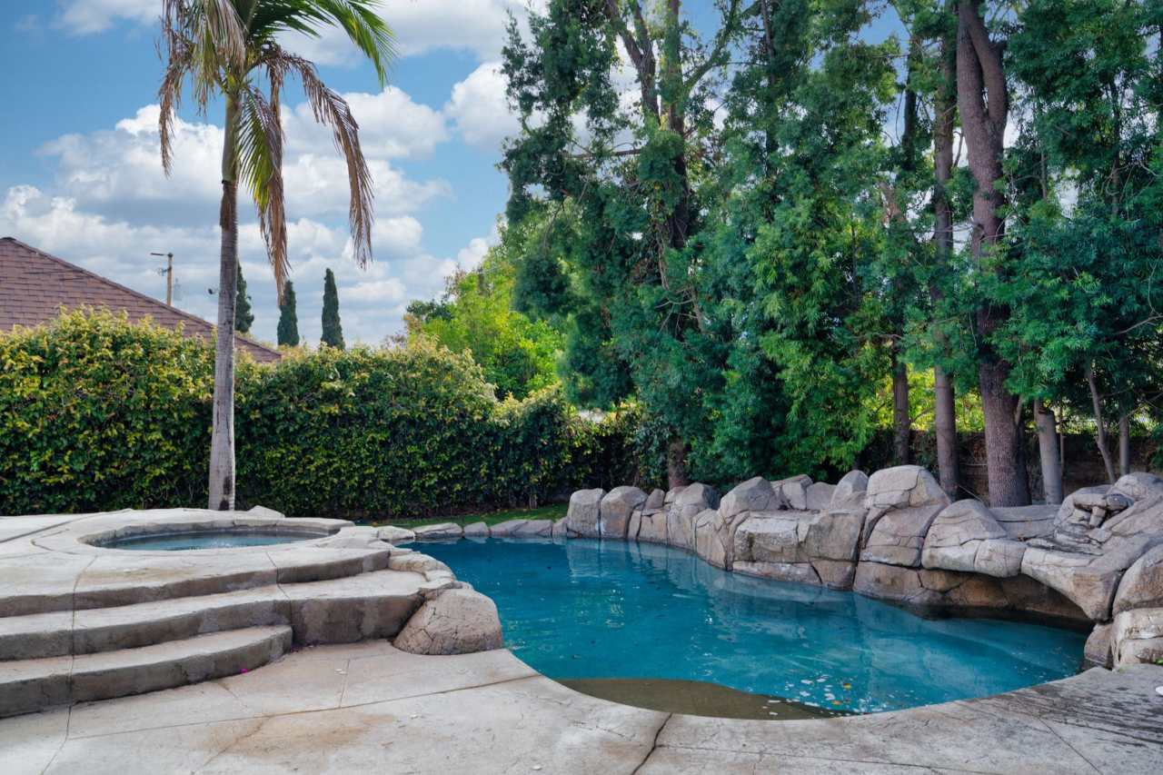 8240 Sheffield Rd San Gabriel