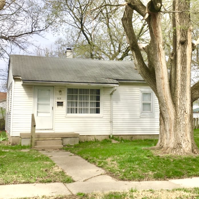 913 North Gregory Street