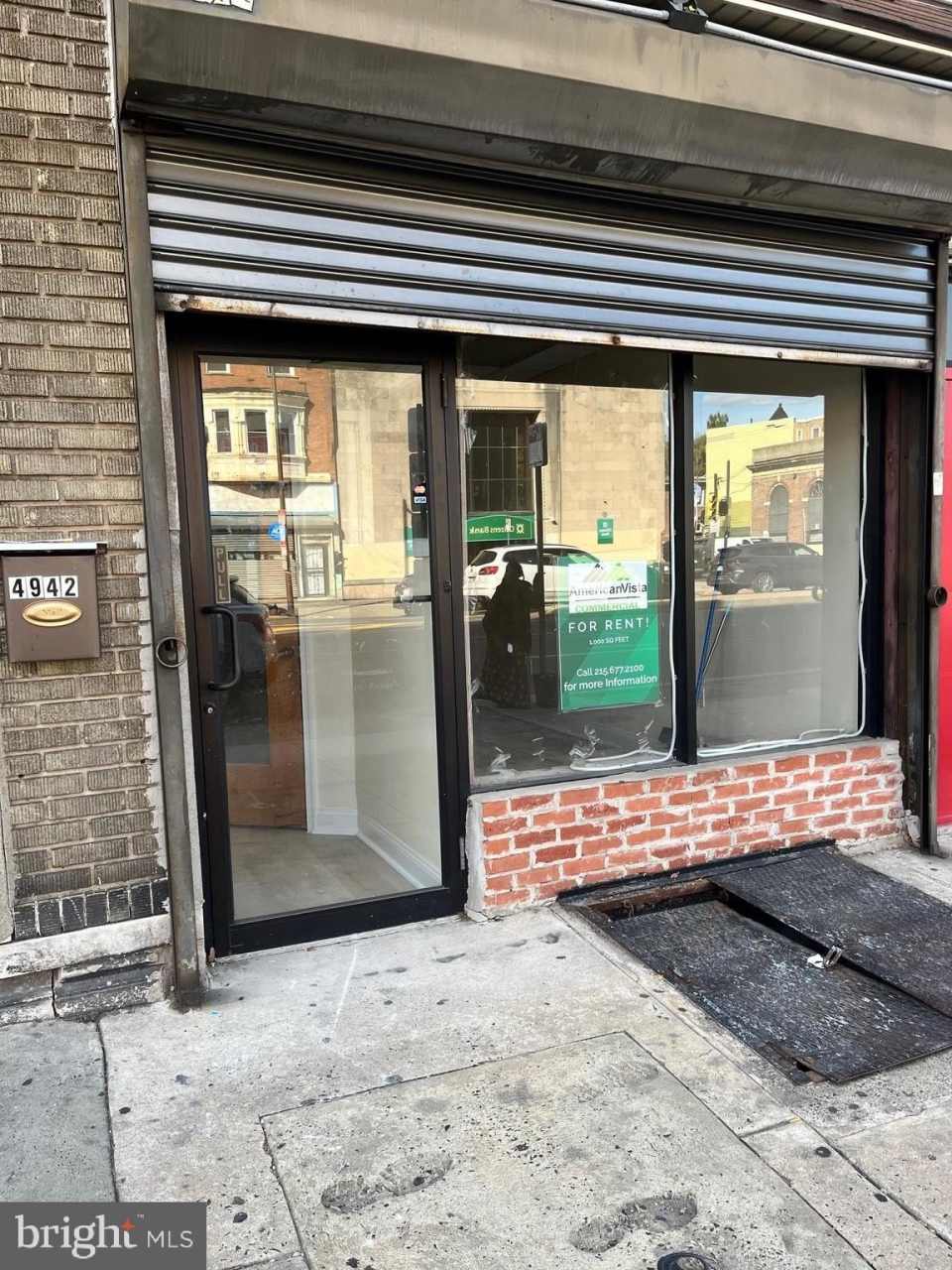 4942 N BROAD Street unit: 1St Flr