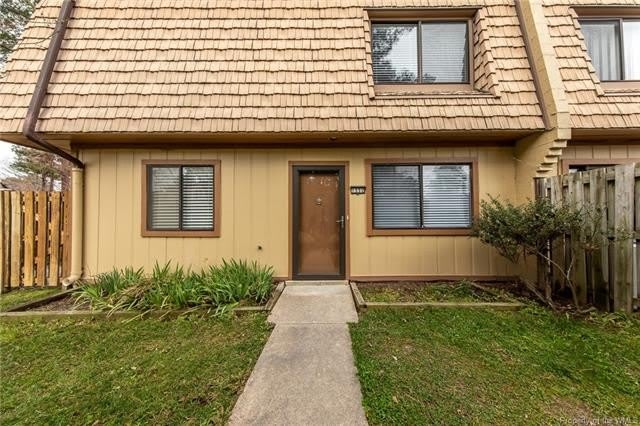 1332 Granada Court