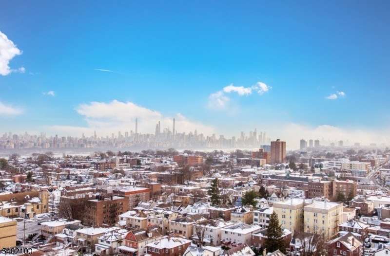 770 Anderson Ave-19R