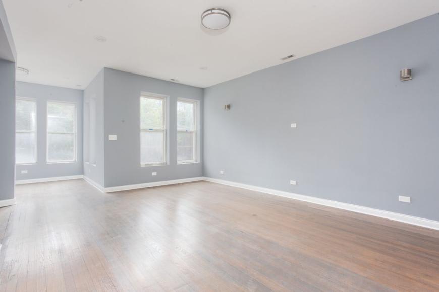 5132 S Greenwood Avenue