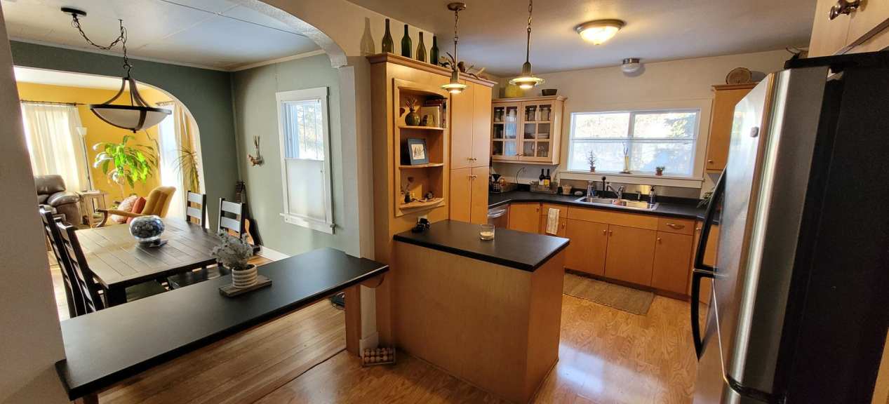 716 Edgewood Place - 3BR/ 1 BA House $2,500.00 Monthly Rent