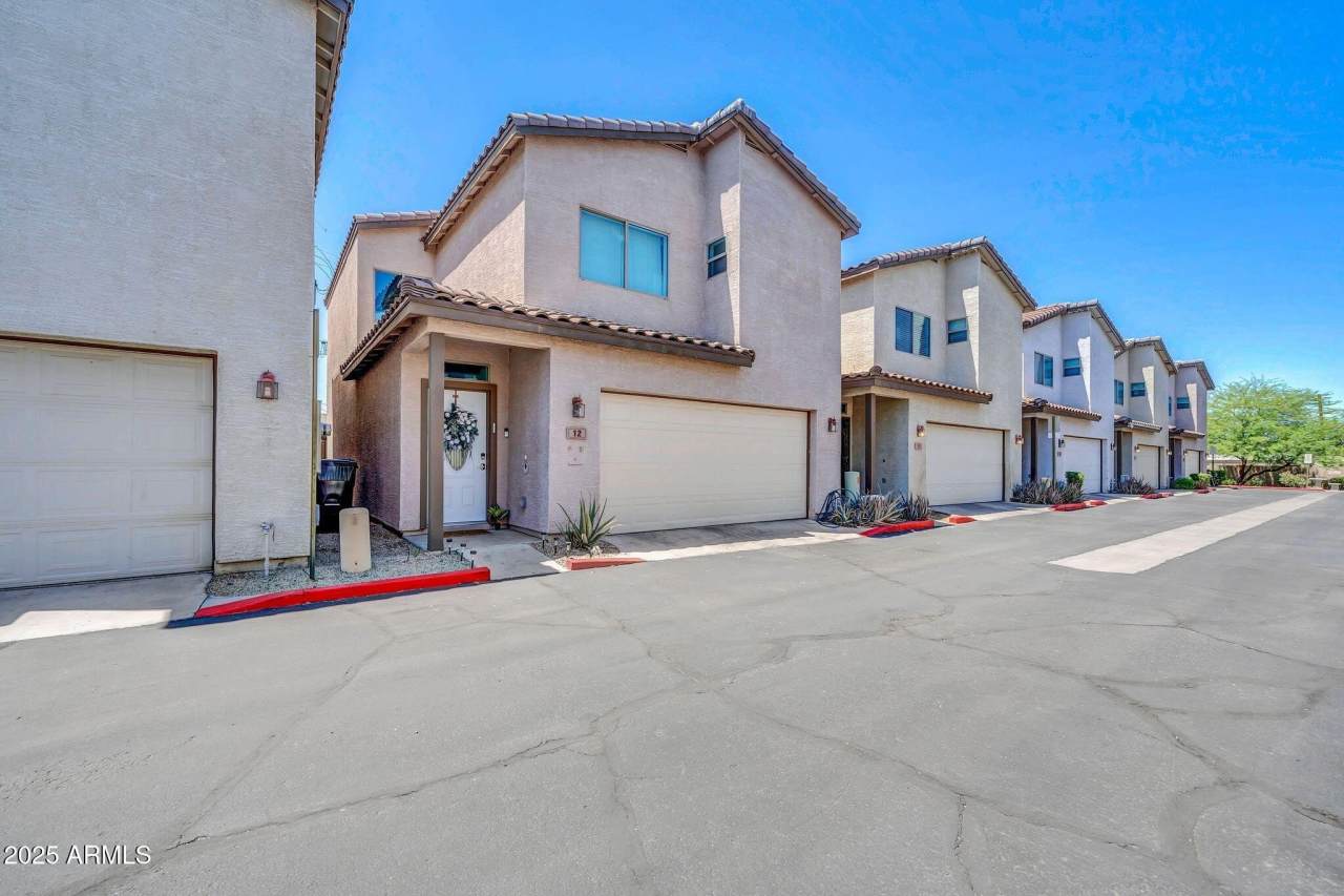 3034 N 39TH Street unit: 12