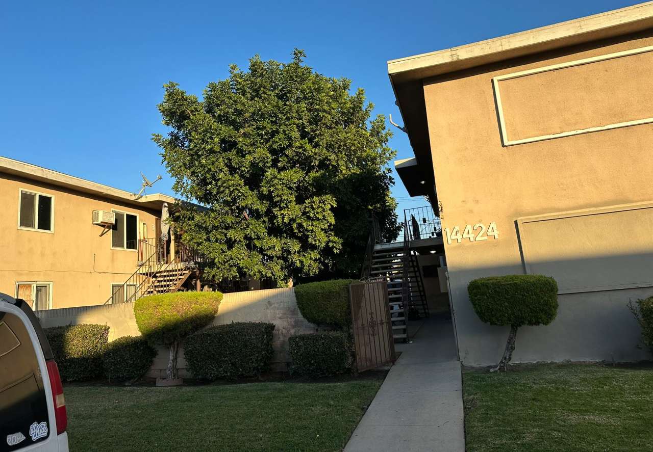14424 Flallon Avenue