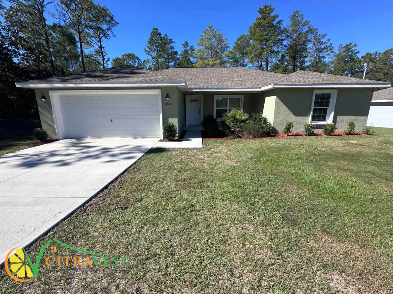 6692 N Sandborn Loop