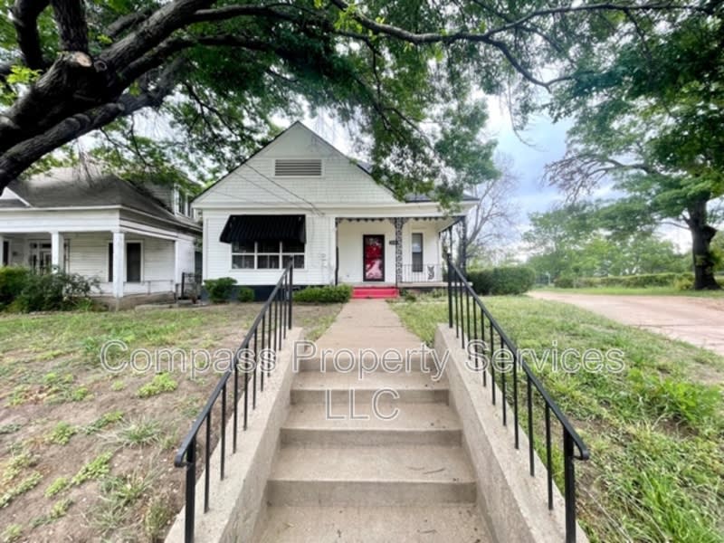 809 N. 4th Street