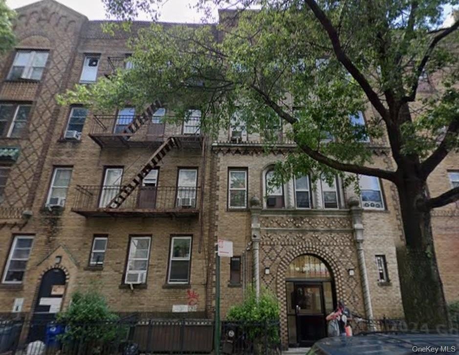 92-02 37 Avenue unit: 2C